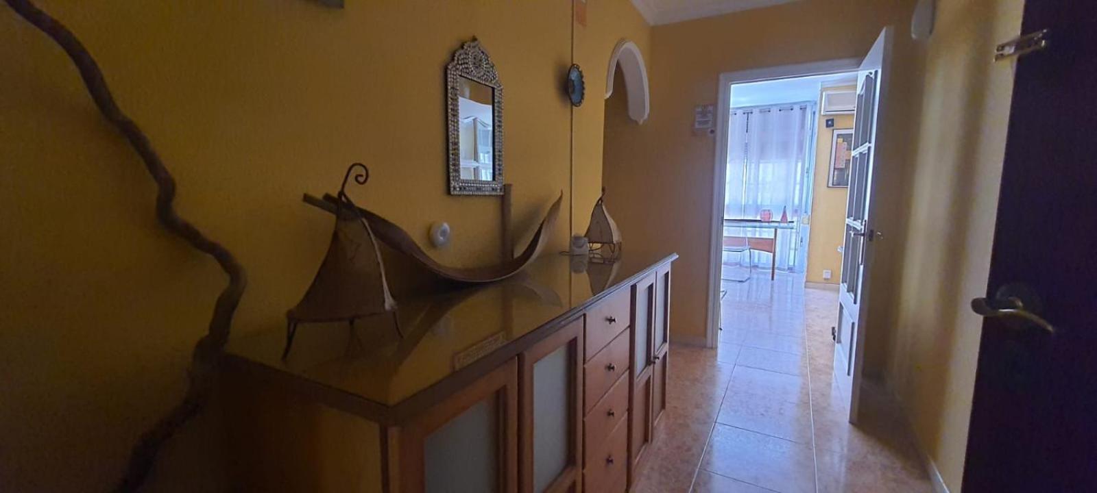 Rooms Tourist Apartment Уэльва Экстерьер фото