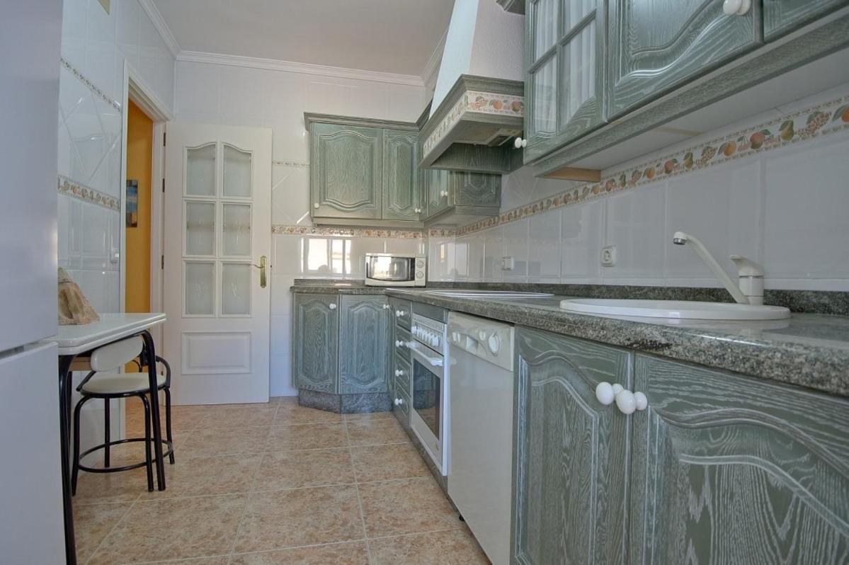 Rooms Tourist Apartment Уэльва Экстерьер фото